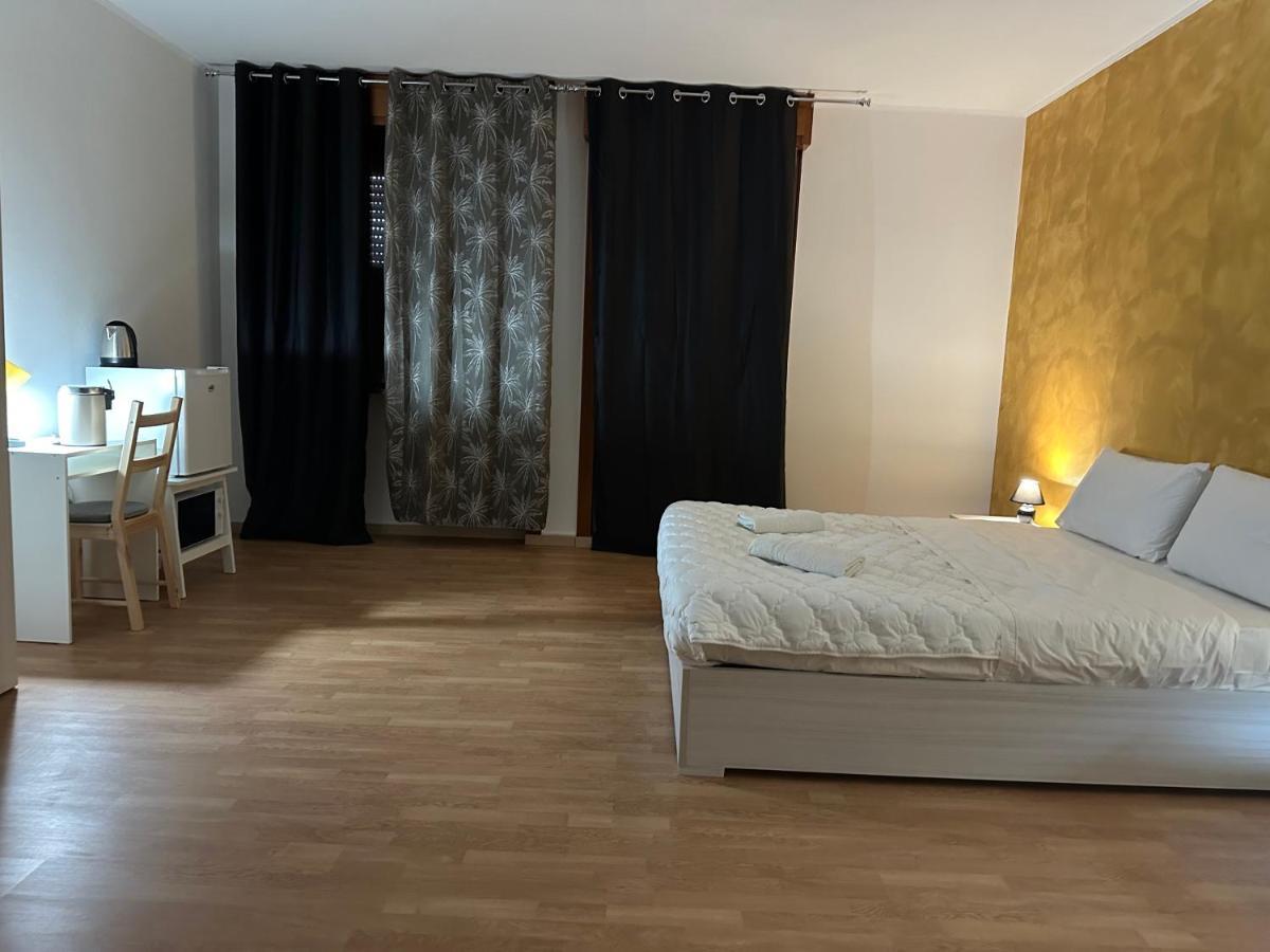 Leone D'Oro 2 - Milano Street Otel Mestre Dış mekan fotoğraf